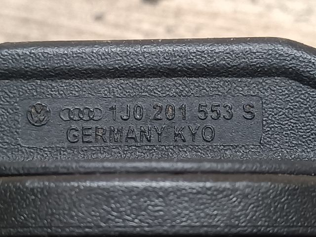 bontott SKODA SUPERB I Tanksapka