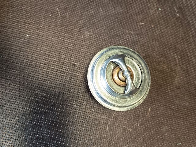 bontott SKODA SUPERB I Termosztát