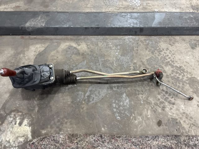 bontott SKODA SUPERB I Váltó Kulissza