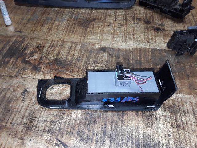 bontott SKODA SUPERB I Ablakemelő Kapcsoló Négyes / Kettes