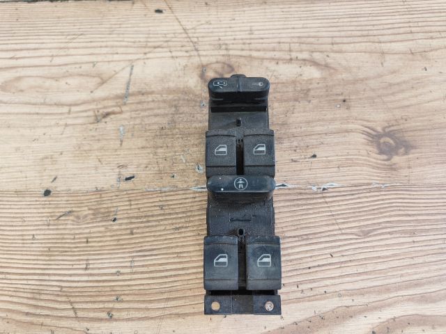 bontott SKODA SUPERB I Ablakemelő Kapcsoló Négyes / Kettes