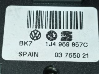 bontott SKODA SUPERB I Ablakemelő Kapcsoló Négyes / Kettes