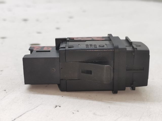 bontott SKODA SUPERB I Ablakfűtés Kapcsoló