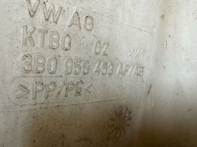 bontott SKODA SUPERB I Ablakmosó Tartály