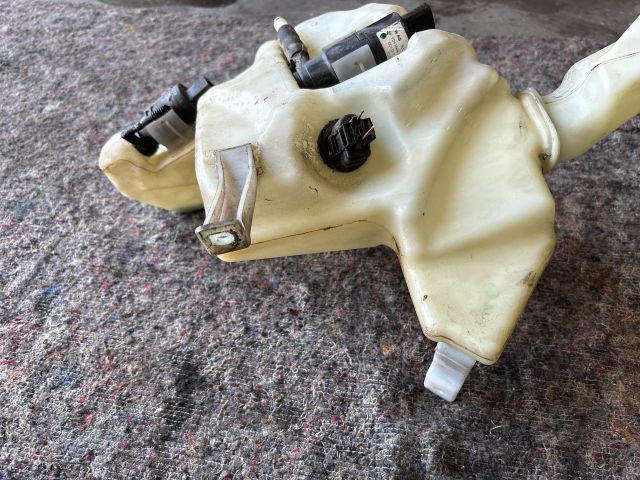 bontott SKODA SUPERB I Ablakmosó Tartály