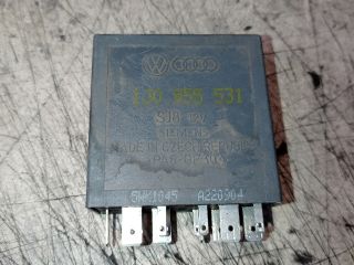 bontott SKODA SUPERB I Ablaktörlő Relé