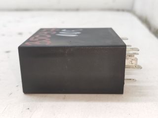 bontott SKODA SUPERB I Ablaktörlő Relé