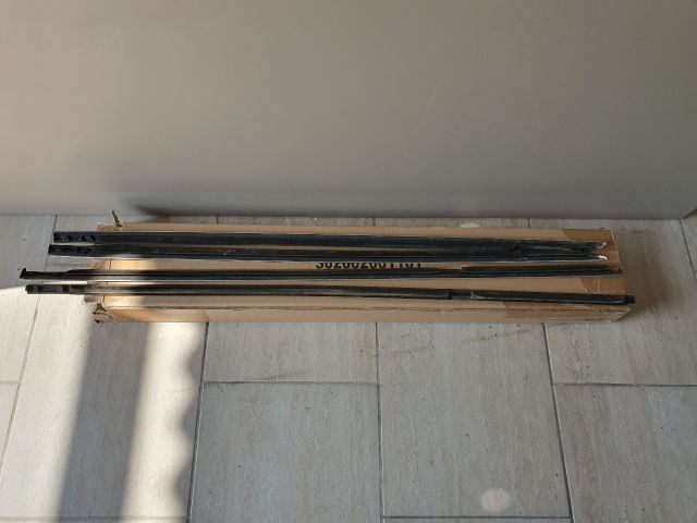 bontott SKODA SUPERB I Ajtó Díszléc Szett