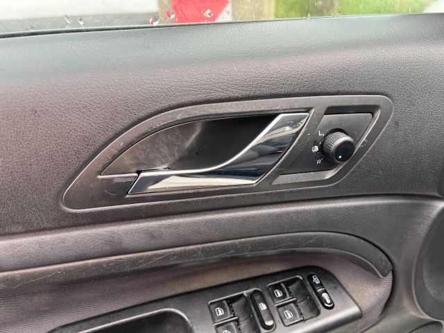 bontott SKODA SUPERB I Antenna