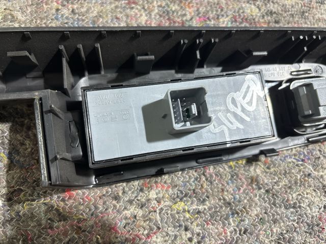 bontott SKODA SUPERB I Bal első Ablakemelő Kapcsoló