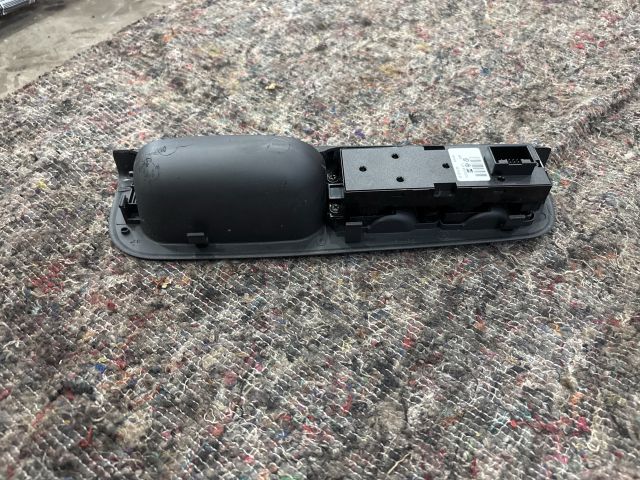 bontott SKODA SUPERB I Bal első Ajtóbehúzó