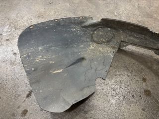 bontott SKODA SUPERB I Bal első Dobbetét (Kerékjárati, Műanyag)