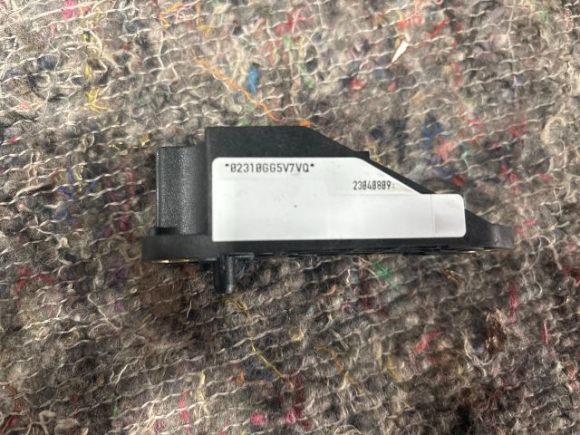 bontott SKODA SUPERB I Bal első Oldal Ütközés Érzékelő