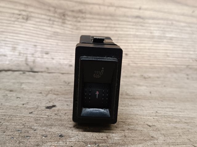 bontott SKODA SUPERB I Bal első Ülésfűtés Kapcsoló