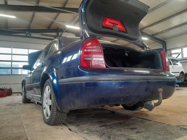 bontott SKODA SUPERB I Bal első Vízlehúzó Gumicsík