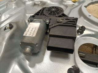 bontott SKODA SUPERB I Bal hátsó Ablakemelő Szerkezet (Elektromos)