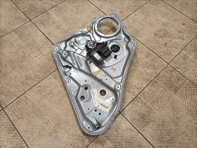 bontott SKODA SUPERB I Bal hátsó Ablakemelő Szerkezet (Elektromos)