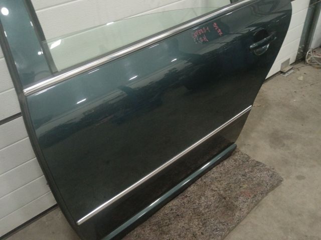 bontott SKODA SUPERB I Bal hátsó Ajtó (Részeivel)