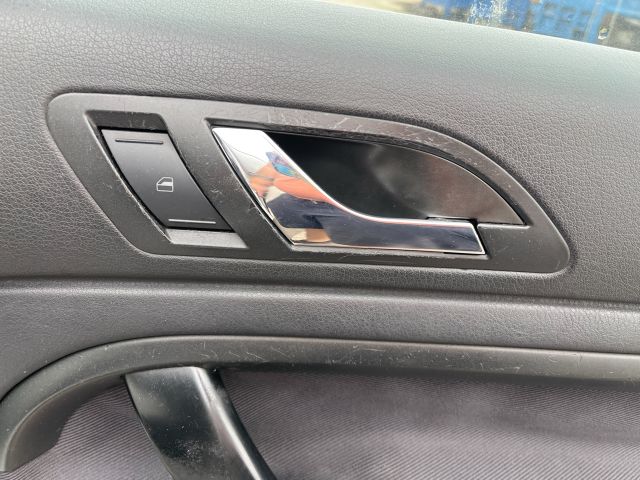 bontott SKODA SUPERB I Bal hátsó Belső Kilincs