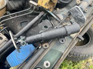 bontott SKODA SUPERB I Bal hátsó Fixüveg (Ajtóban)