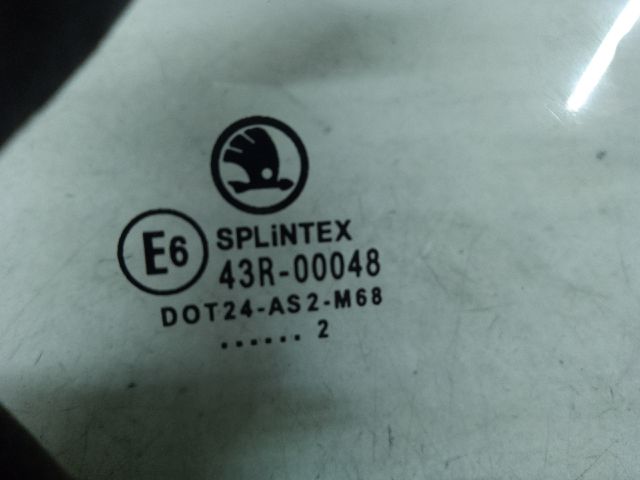bontott SKODA SUPERB I Bal hátsó Fixüveg (Ajtóban)
