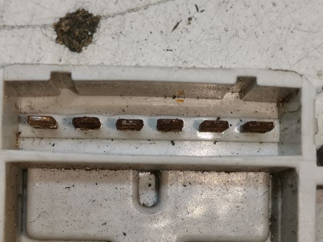 bontott SKODA SUPERB I Bal Hátsó Lámpa Foglalat