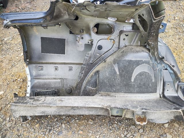 bontott SKODA SUPERB I Bal hátsó Negyed Karosszéria Csomag