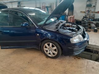 bontott SKODA SUPERB I Bal hátsó Vízlehúzó Gumicsík