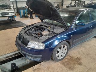 bontott SKODA SUPERB I Bal hátsó Vízlehúzó Gumicsík