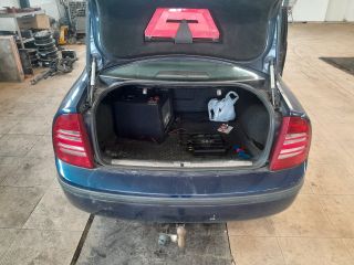 bontott SKODA SUPERB I Bal hátsó Vízlehúzó Gumicsík