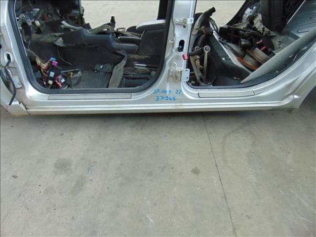 bontott SKODA SUPERB I Bal Küszöb