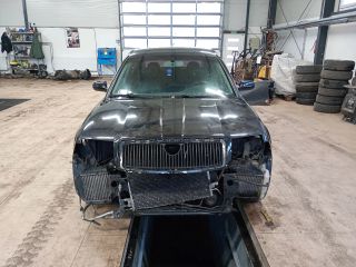 bontott SKODA SUPERB I Bal Leömlő (V-Motor/Boxer)