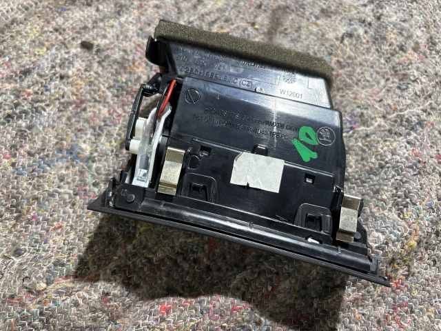 bontott SKODA SUPERB I Bal Szellőző