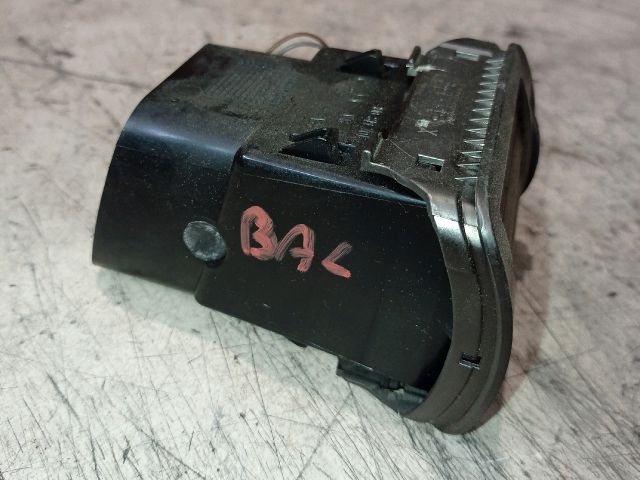 bontott SKODA SUPERB I Bal Szellőző