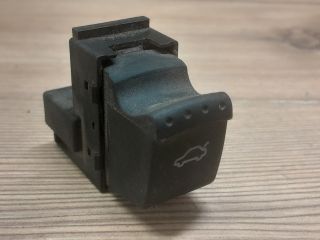 bontott SKODA SUPERB I Csomagtér Nyitó Kar / Gomb