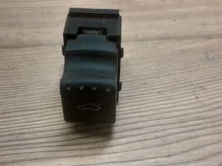 bontott SKODA SUPERB I Csomagtér Nyitó Kar / Gomb