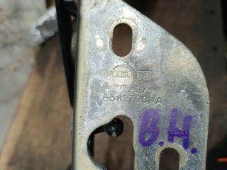 bontott SKODA SUPERB I Csomagtérajtó Bal Zsanér