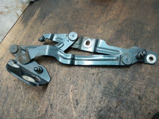 bontott SKODA SUPERB I Csomagtérajtó Bal Zsanér