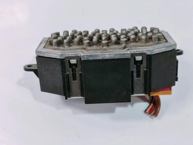 bontott SKODA SUPERB I Előtét Ellenállás Fűtőmotor