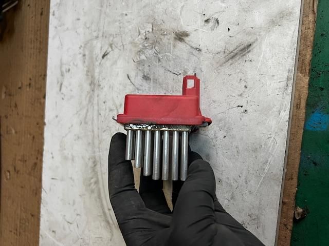 bontott SKODA SUPERB I Előtét Ellenállás Fűtőmotor