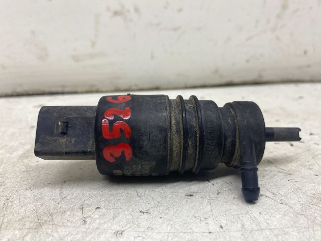 bontott SKODA SUPERB I Első Ablakmosó Szivattyú