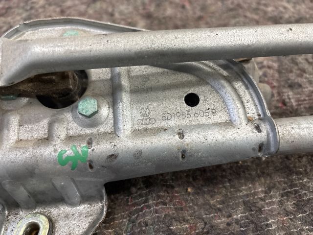 bontott SKODA SUPERB I Első Ablaktörlő Motor