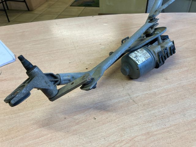 bontott SKODA SUPERB I Első Ablaktörlő Szerkezet Motorral