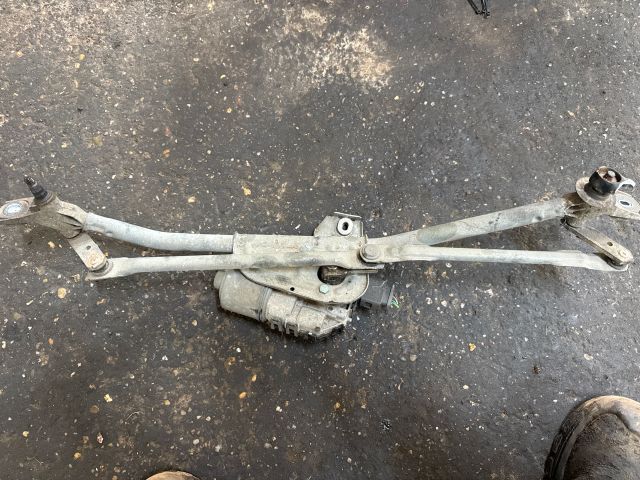 bontott SKODA SUPERB I Első Ablaktörlő Szerkezet Motorral