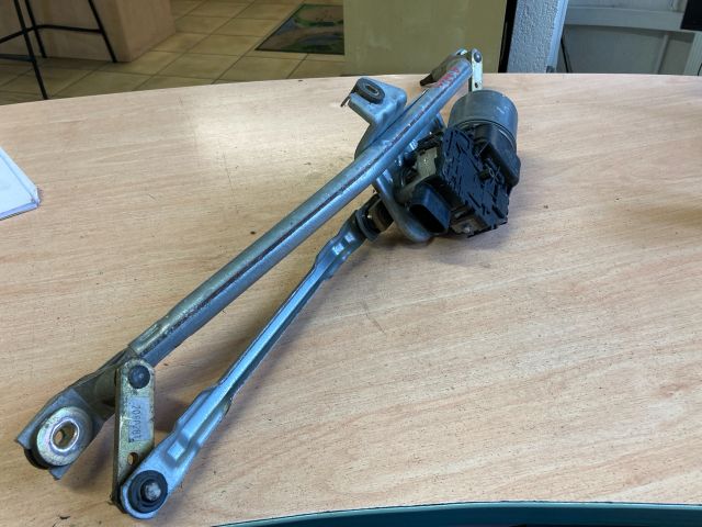 bontott SKODA SUPERB I Első Ablaktörlő Szerkezet Motorral