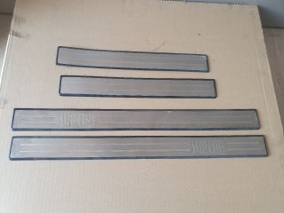 bontott SKODA SUPERB I Első Küszöb Díszléc