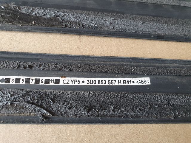 bontott SKODA SUPERB I Első Küszöb Díszléc