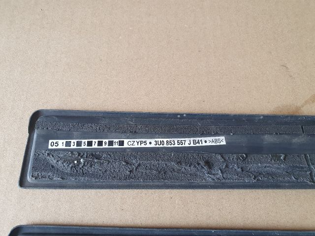 bontott SKODA SUPERB I Első Küszöb Díszléc