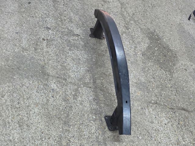 bontott SKODA SUPERB I Első Lökhárító Merevítő (Fém)