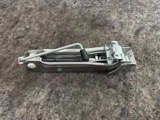 bontott SKODA SUPERB I Emelő